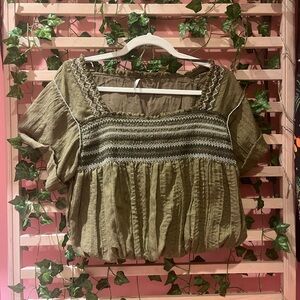 Free People Green Smocked Puff Sleeve Cropped Blouse